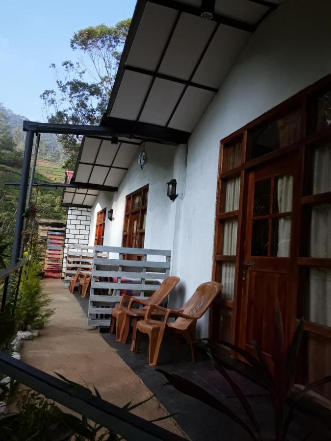 ナラタニヤ Lily Adam'S Peak Bed & Breakfast エクステリア 写真